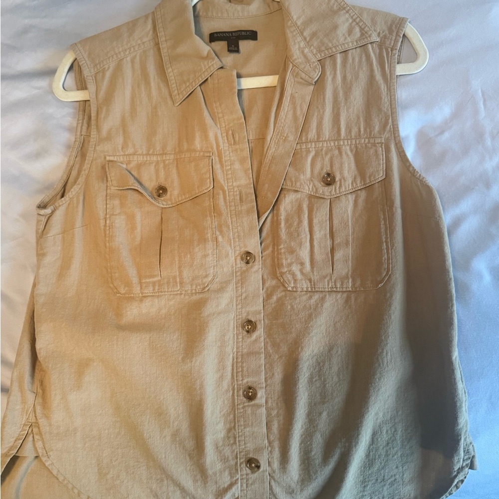 Banana Republic Beige Sleeveless Top